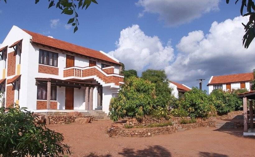 Дом 1 Спальня, Kadambavanam Ethnic Village Resort