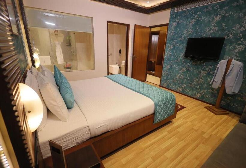 Люкс, Regenta Orko S Kolkata
