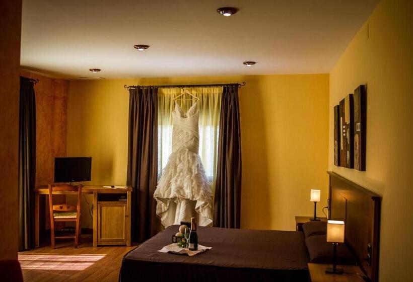 Полулюкс Одноместный с Террасой, Hostal Rural El Nacimiento