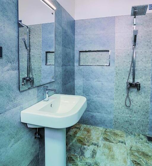 اتاق اکونومی, Beta S Place