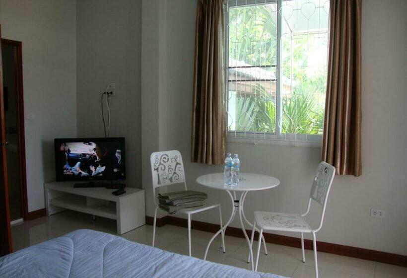 Номер Стандарт Вид на Сад, Nuch S Apple Guest House