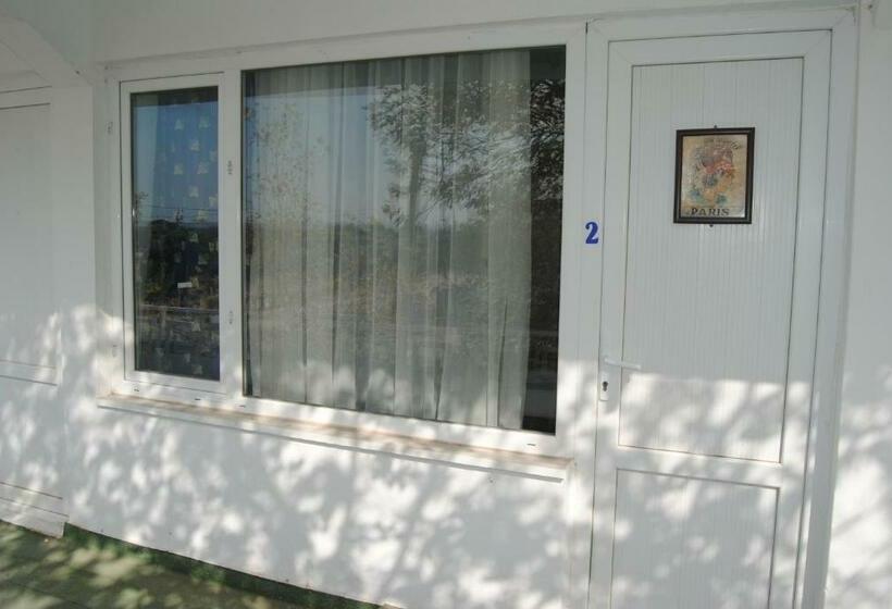 Номер Стандарт Трехместный, Hisarlık