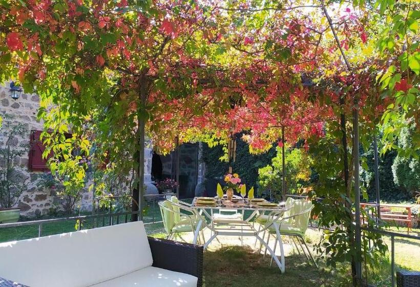 Стандартный Номер Кровать Кинг, Chambres D Hôtes La Hulotte 69
