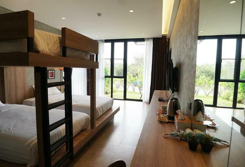 Трехместный Номер Стандарт Вид на Сад, Hug Jang Loei Garden & Resort