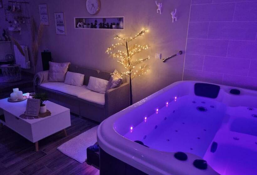 Стандартный Номер Кровать Кинг, Chambres D Hôtes Avec Jacuzzi Privatif