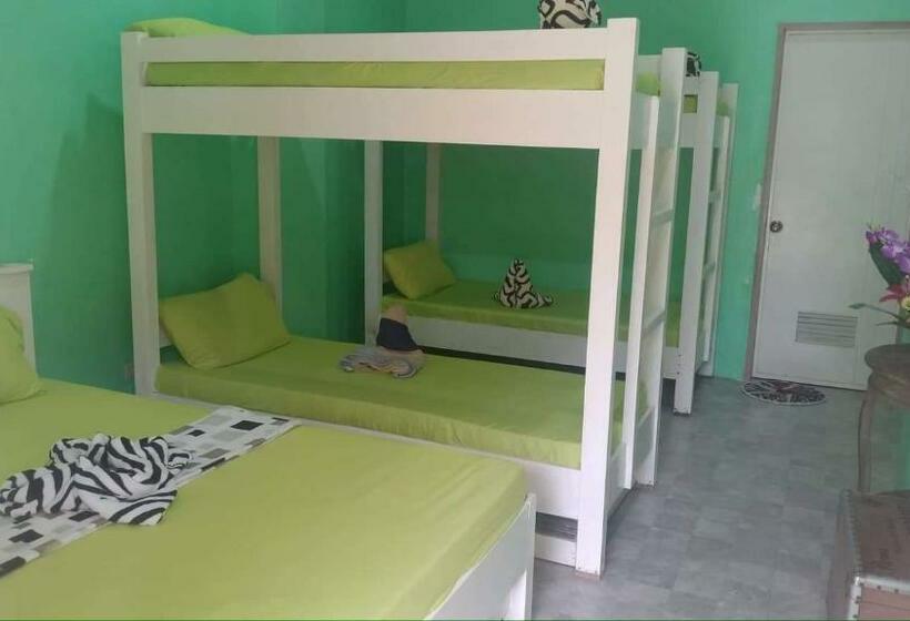 اتاق خانوادگی, Airusxander Front Beach Resort