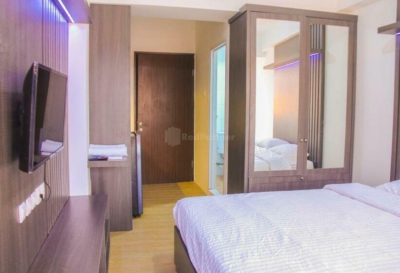 Студия Стандарт, Redliving Apartemen Gunung Putri Square  Sansan Room Tower Pinus