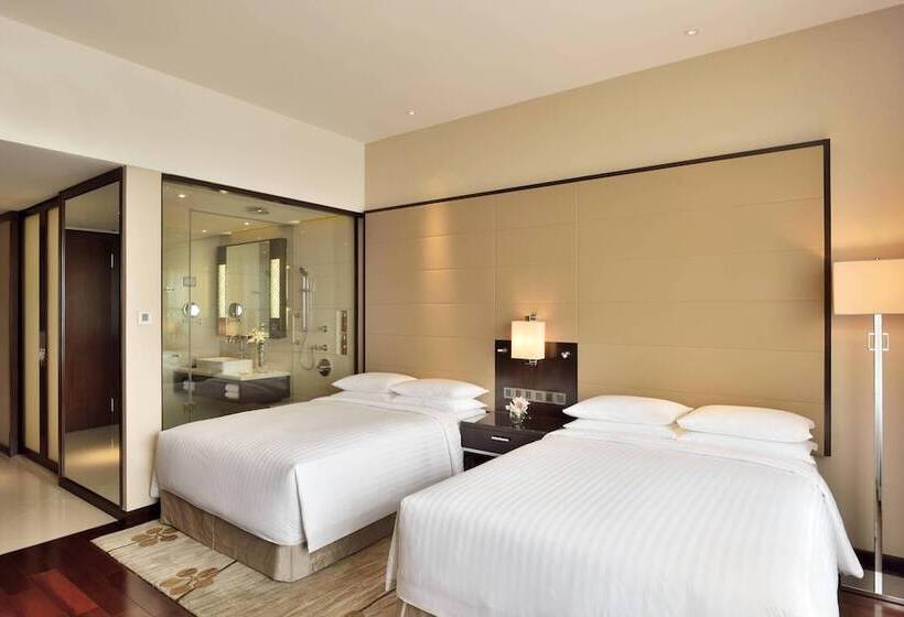 스탠다드 룸 풀장 전망, Kochi Marriott
