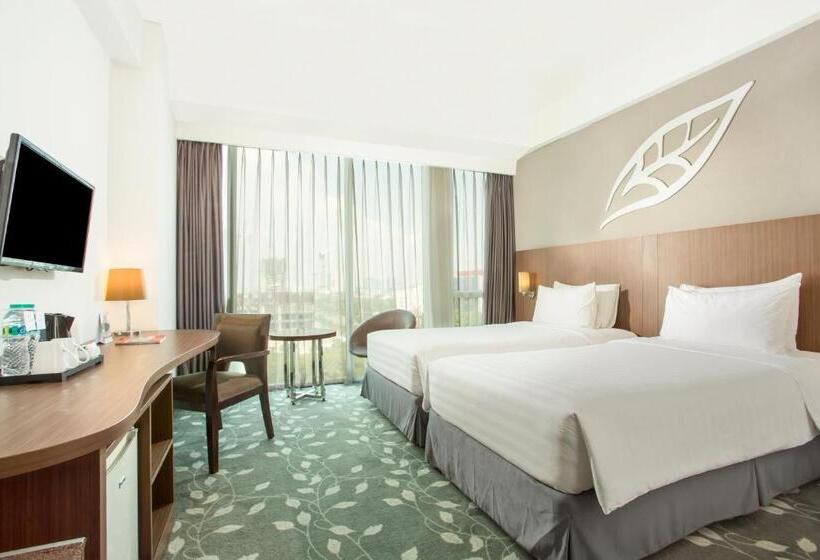 Номер Superior, Swissbelinn Kemayoran