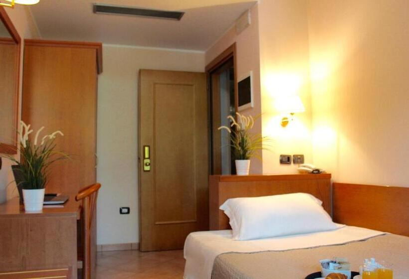 Номер Стандарт Индивидуальный с Балконом, Depandance Hotel Jole