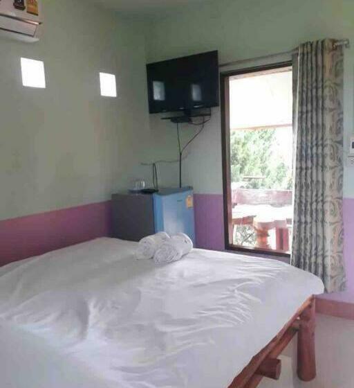 スタンダードルーム, เพชร รีสอร์ท นครไทย Phet Resort, Nakhonthai