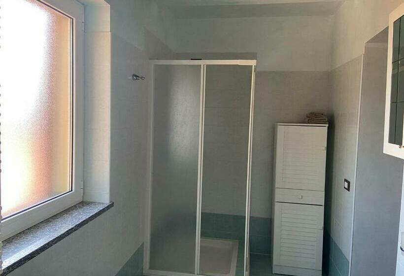 标准间, Casa Modero