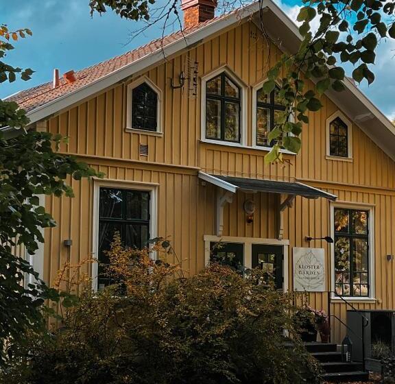 Четырехместный Номер Стандарт, Klostergårdens Vandrarhem