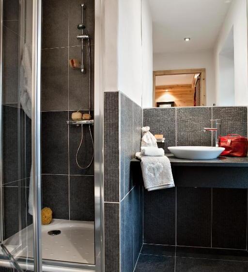 Апартаменты 3 Спальни, Cgh Residences & Spas Les Chalets D Angele
