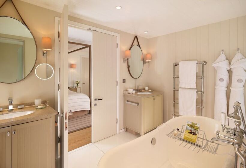 Полулюкс, Coworth Park  Dorchester Collection