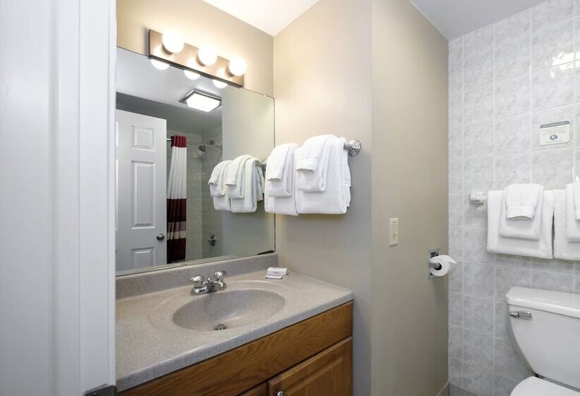 Номер Deluxe, Red Roof Inn And Suites Herkimer