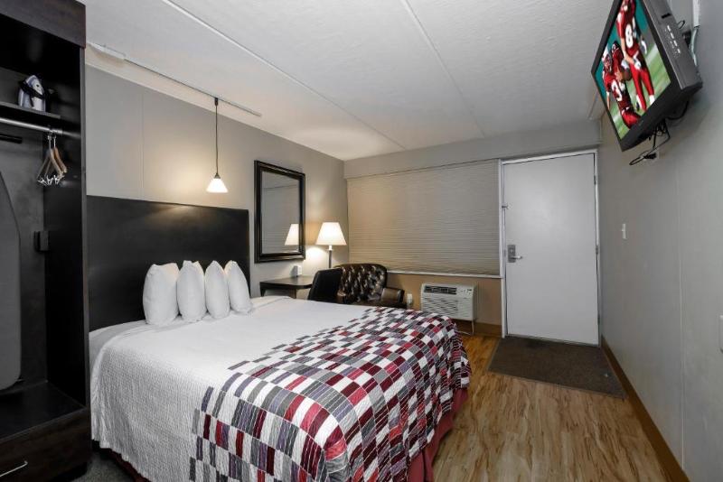 Номер Deluxe Кровать Куин, Red Roof Inn And Suites Herkimer