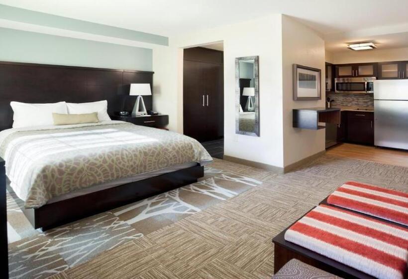 스탠다드 스튜디오, Staybridge Suites Lexington, An Ihg