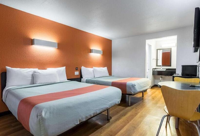 4인용 스탠다드 룸, Motel 6 Riverside, Ca  Ucr East