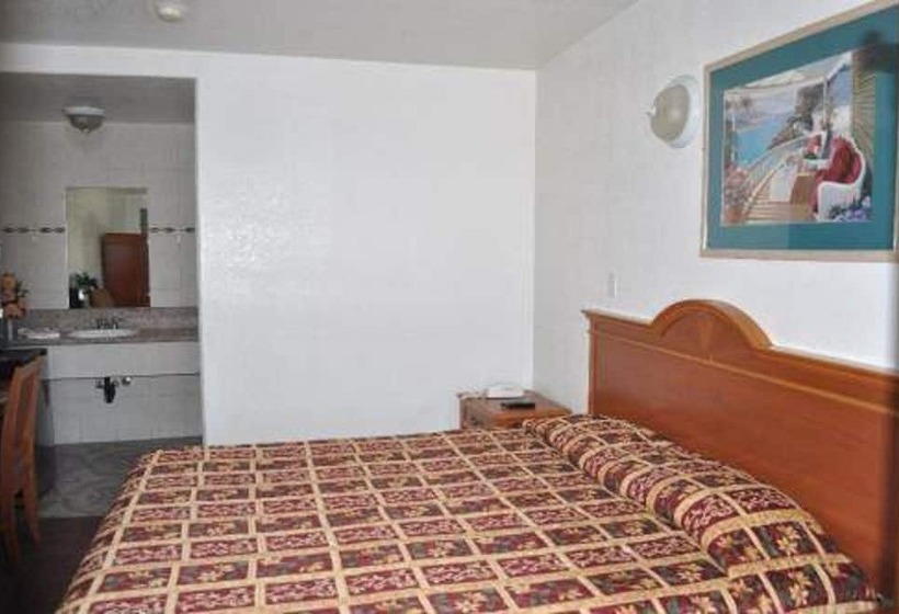 Quarto Estandar Cama Casal, The Palace Inn