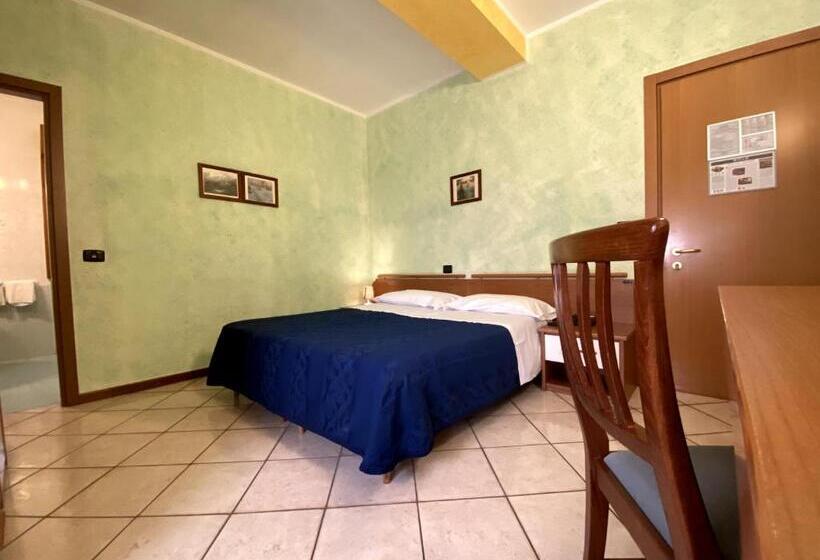 Номер Стандарт, Sole Della Franciacorta   Hotel & Restaurant