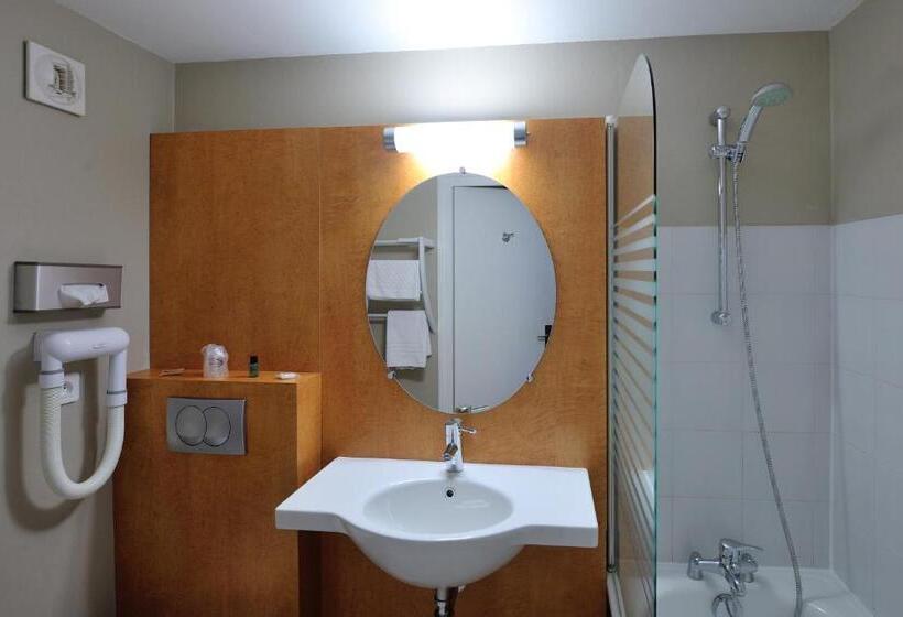 Номер Стандарт, Contact Hôtel Du Parc Nantes Ouest Orvault