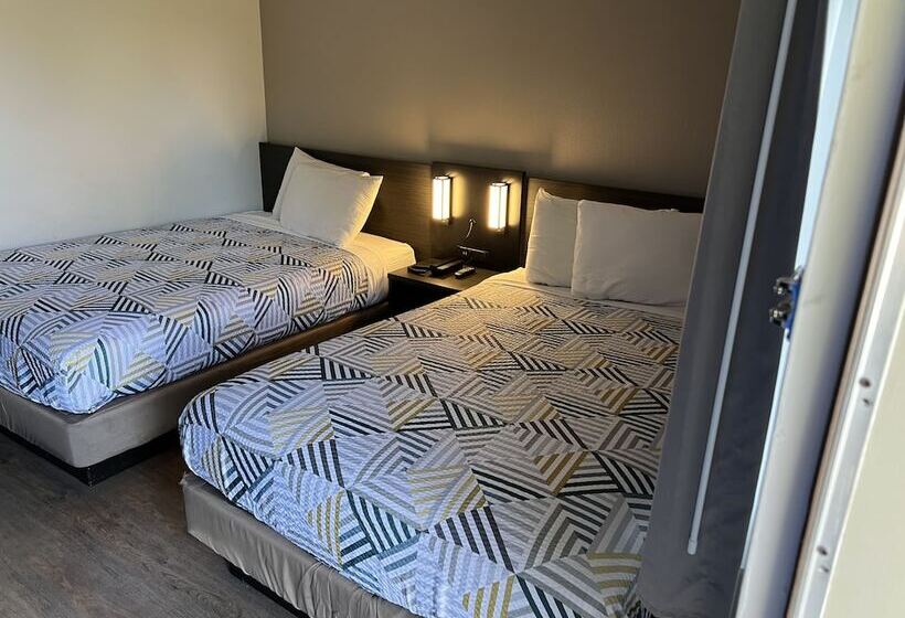 带2个双人床的标准工作室, Motel 6arcata, Ca Cal Poly Humboldt