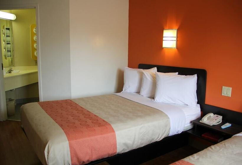 Номер Deluxe, Motel 6milan, Oh  Sandusky