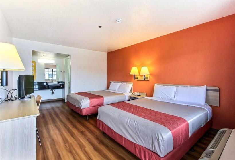 Номер Basic, Motel 6salinas, Ca  North Monterey Area