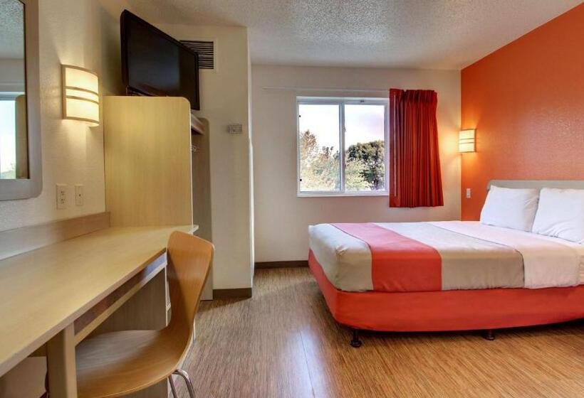 デラックスルーム, Motel 6 Springfield, Il I 55 I 72