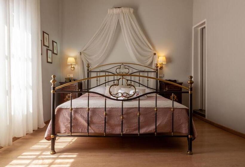 Номер Стандарт, Althaia Pension