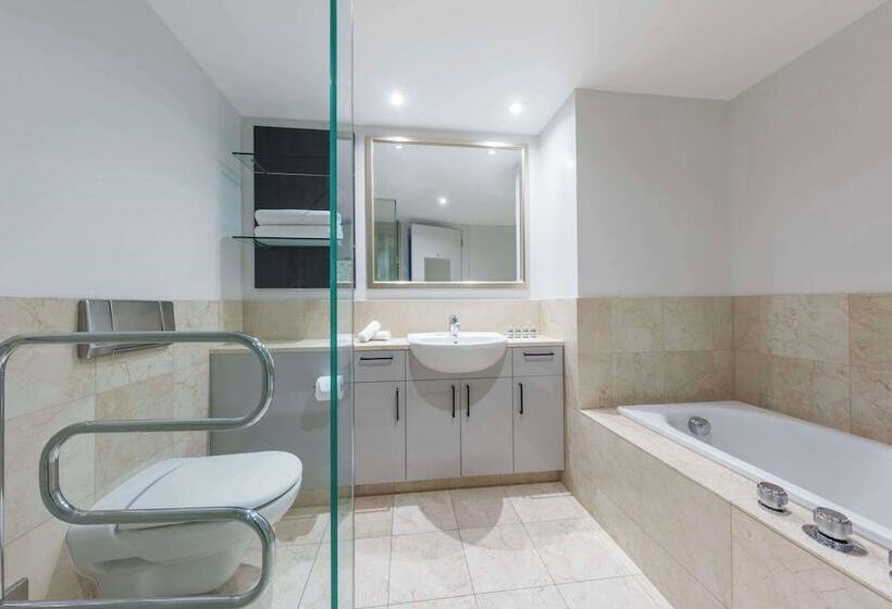 수피리어 스위트, Avani Metropolis Auckland Residences