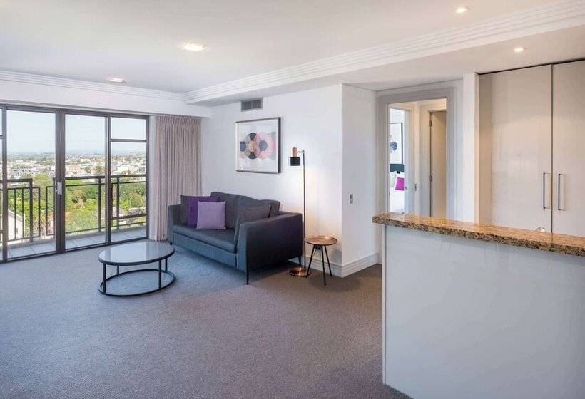 이그제큐티브 스위트, Avani Metropolis Auckland Residences