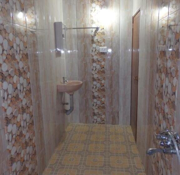 标准间, Honolulu Home