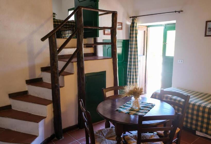 اتاق خانوادگی, Agriturismo Casalicchio