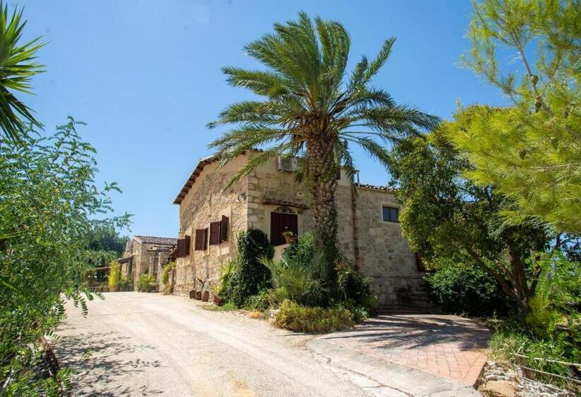 کلبه ییلاقی, Agriturismo Casalicchio
