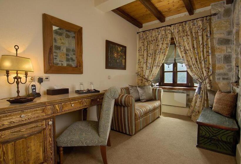 اتاق استاندارد سه نفره, Emotions Country Resort