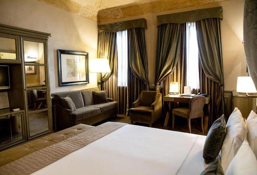 Полулюкс, Palazzo Righini