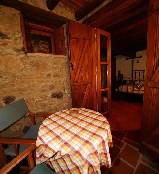 Standard Room, Linos Inn