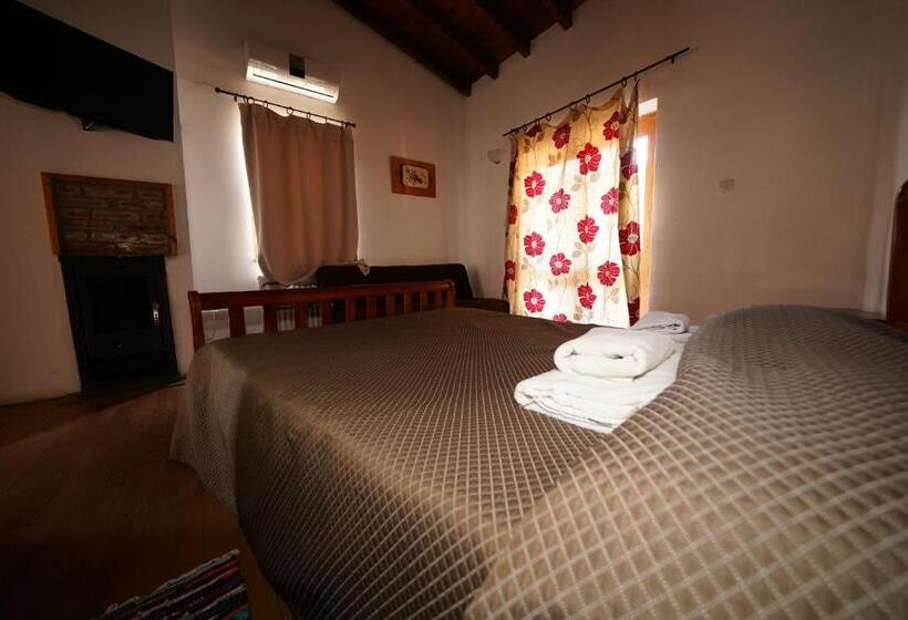 标准间带漩涡浴缸, Linos Inn