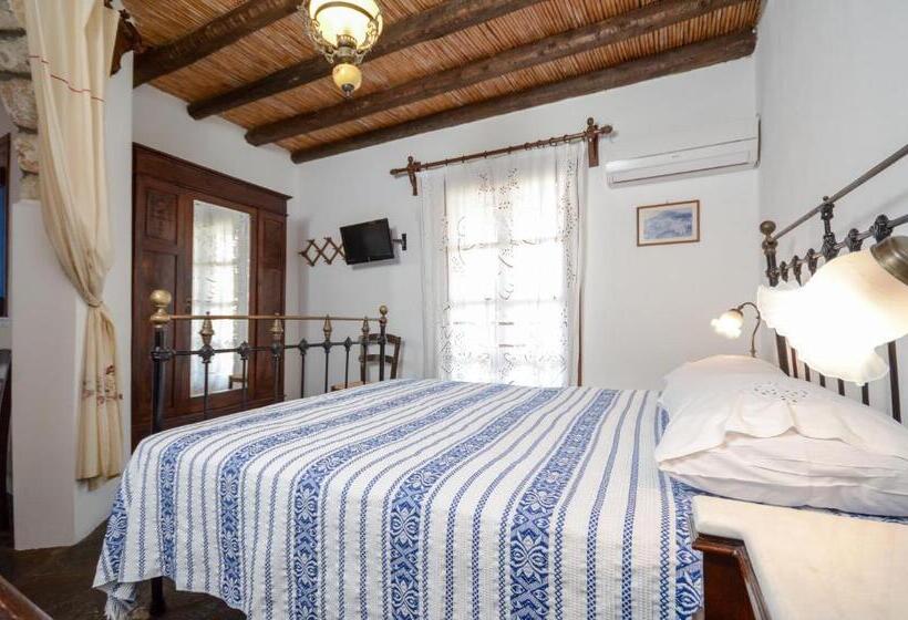 Семейные Апартаменты, Naxos Filoxenia