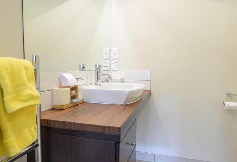 סטודיו סטנדרט, מיטה זוגית, U Residence