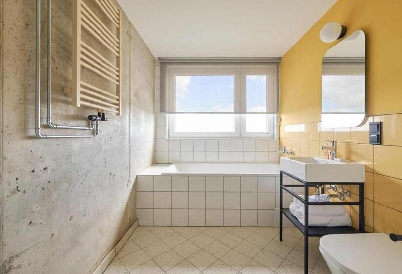 Студия Стандарт, Arche Hotel Wrocław Airport