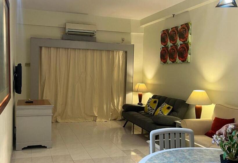 オーシャンビュースーペリアースイート, Paradise By The Sea In Penang By Veron At Rainbow Paradise
