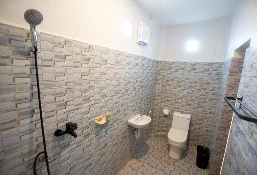 Номер Стандарт с Балконом, Risna Homestay