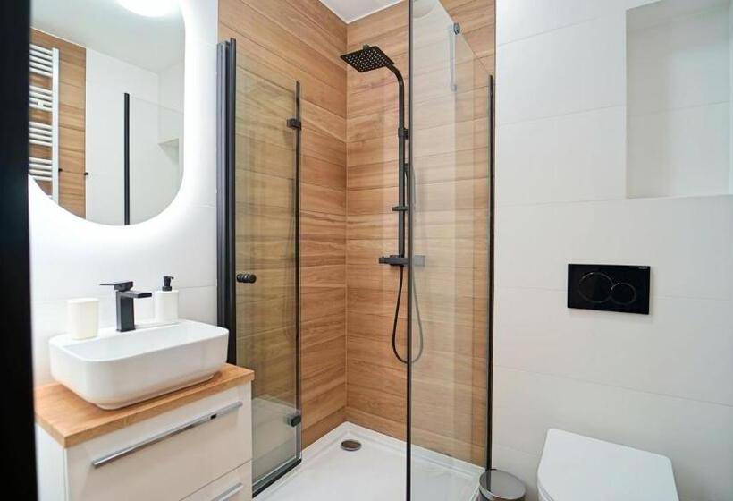 Apartamento 2 Dormitórios, Apartamenty Everysky   Słowackiego 5a B