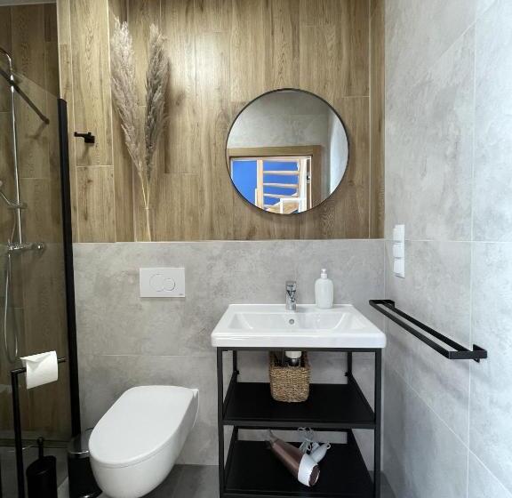 Quarto Estandar, Między Wodami