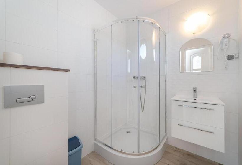 Quarto Estandar com Sacada, Dom Wczasowy Danusia