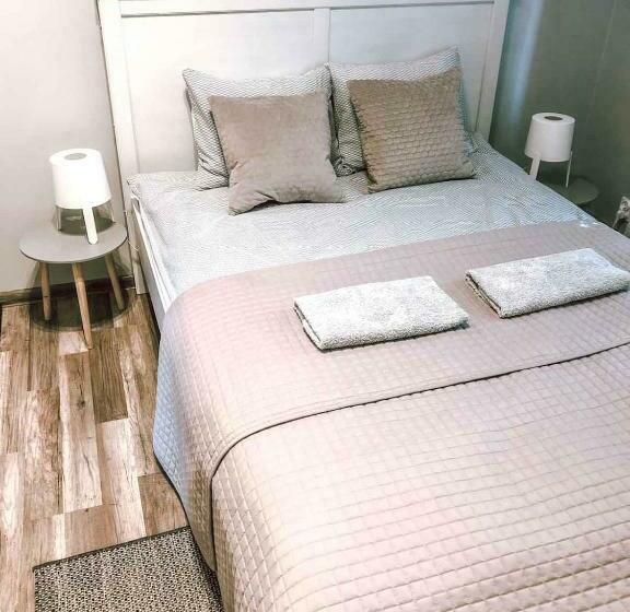 Номер Стандарт Совместная Ванная, Bankowa 8 Guest Rooms