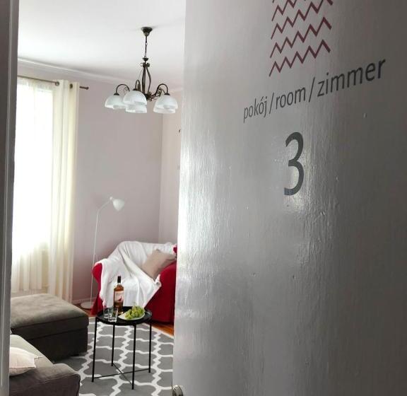 Трехместный Номер Стандарт Совместная Ванная, Bankowa 8 Guest Rooms